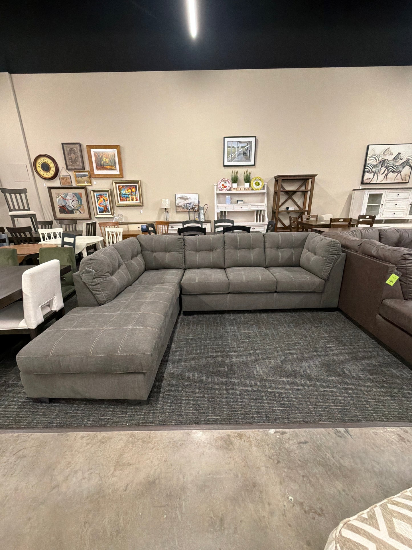 Grey 2pc Sectional