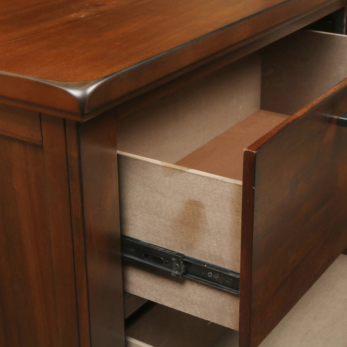 Cagney Dresser-Chestnut