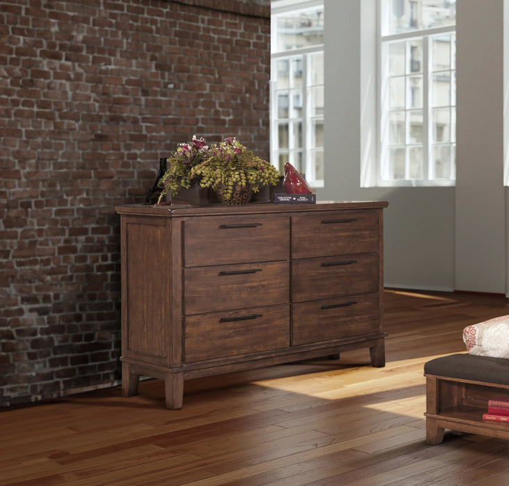 Cagney Dresser-Chestnut