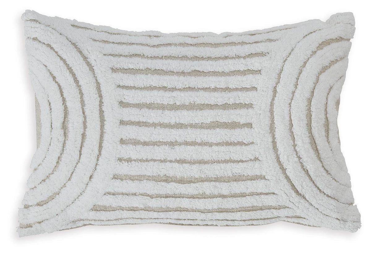 Farissen Pillow