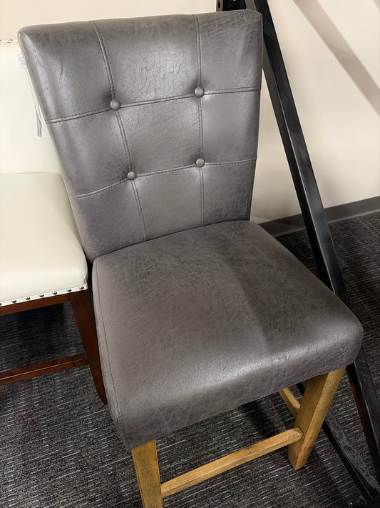 Tuft back Counter Chair