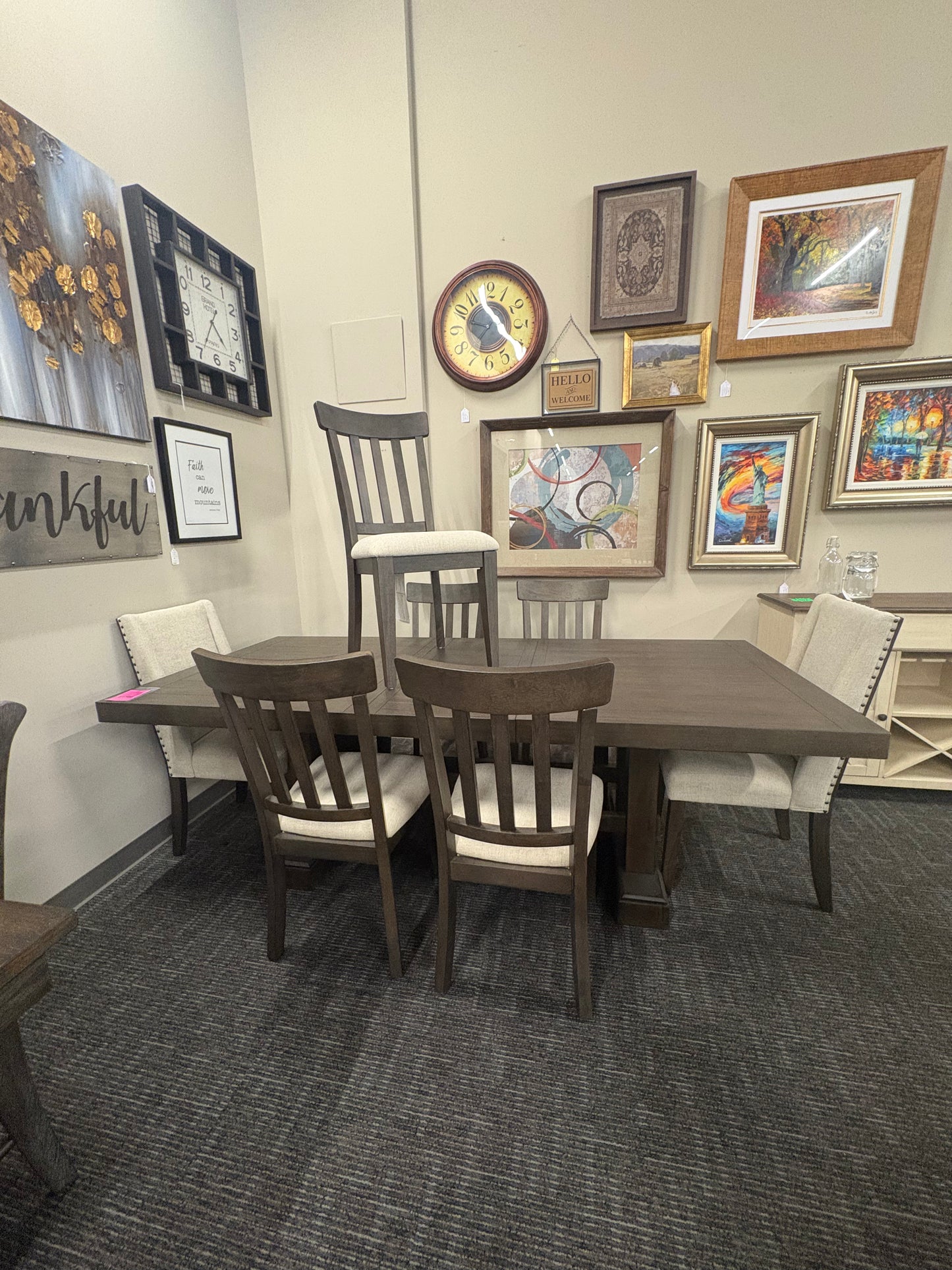 Timeless Heritage Dining Set, Table and 7 chairs