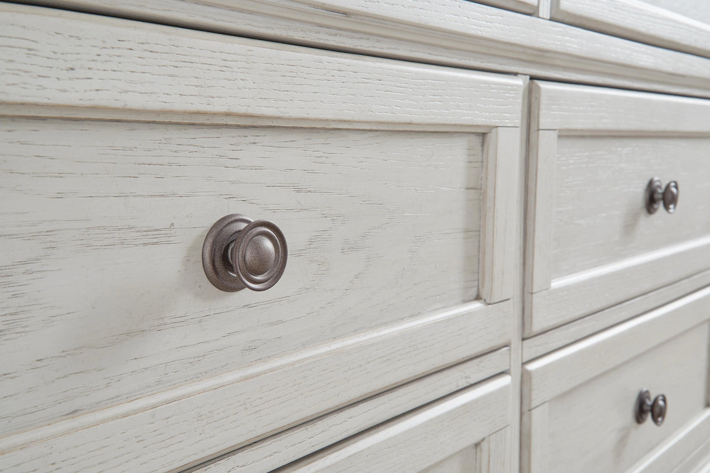 Robbinsdale Bedroom Set