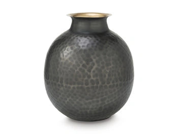 Woody Vase